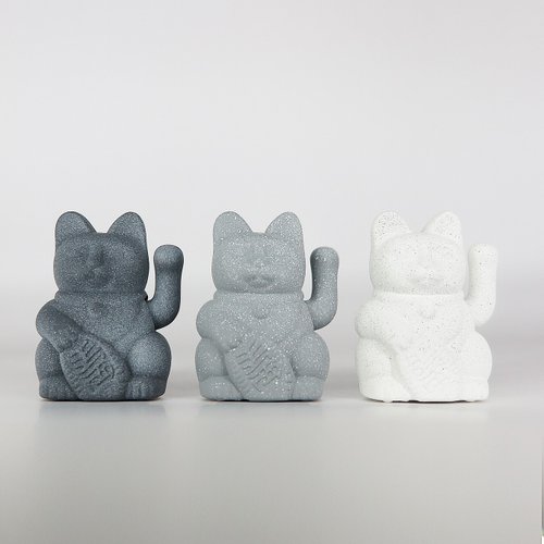 龍脈の精髄 ― 宮崎産煙水晶ツイン 「大地と縁を結ぶ祓いの力」【保護猫活動支援】 龍脈の精髄 煙水晶 大地と魂をつなぐ守護の石 売上一部