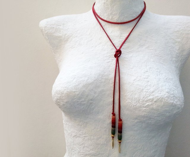 Red wrap clearance choker