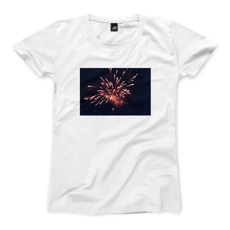 Fireworks - White - Women's T-Shirt - เสื้อยืดผู้หญิง - ผ้าฝ้าย/ผ้าลินิน ขาว