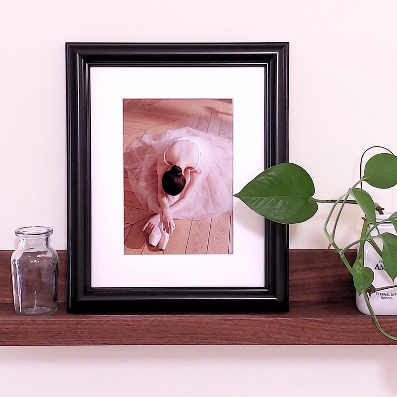 8x10 Picture Frame with Mat for 5x7/6x8 Photo, Black Satin - กรอบรูป - ไม้ สีดำ