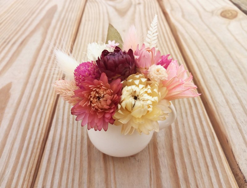 粉紅氣泡小奶壺||乾燥花 小盆花 婚禮小物 手作 畢業季 畢業禮物 - 乾燥花/永生花 - 植物．花 粉紅色