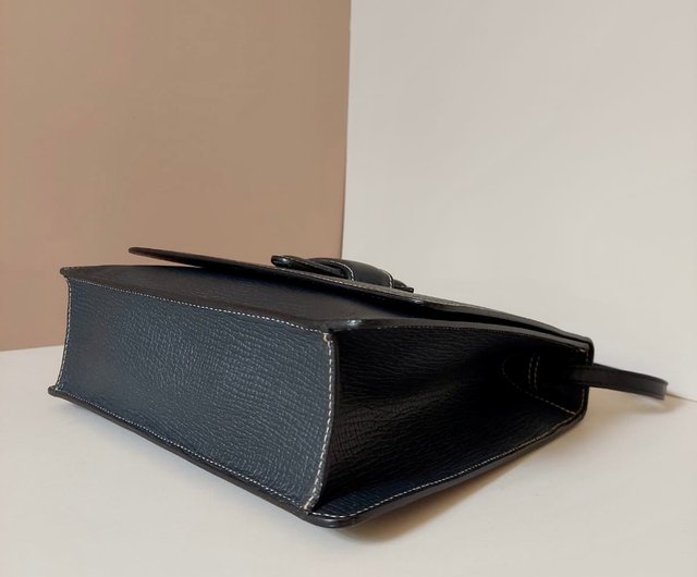 ロエベ レザーショルダーバッグ