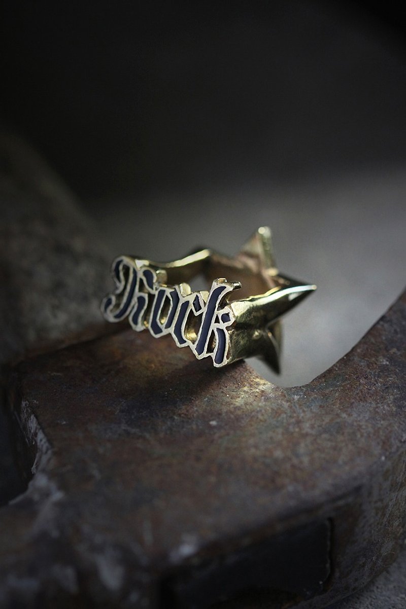 Rock Star Ring by Defy - Font Rings jewelry - Metal Works Brass - 戒指 - 其他金屬 金色