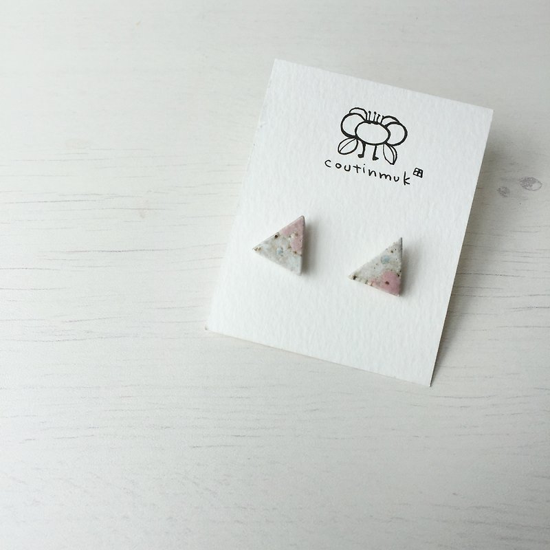 Geometric pattern earrings  Triangle - Earrings & Clip-ons - Pottery White