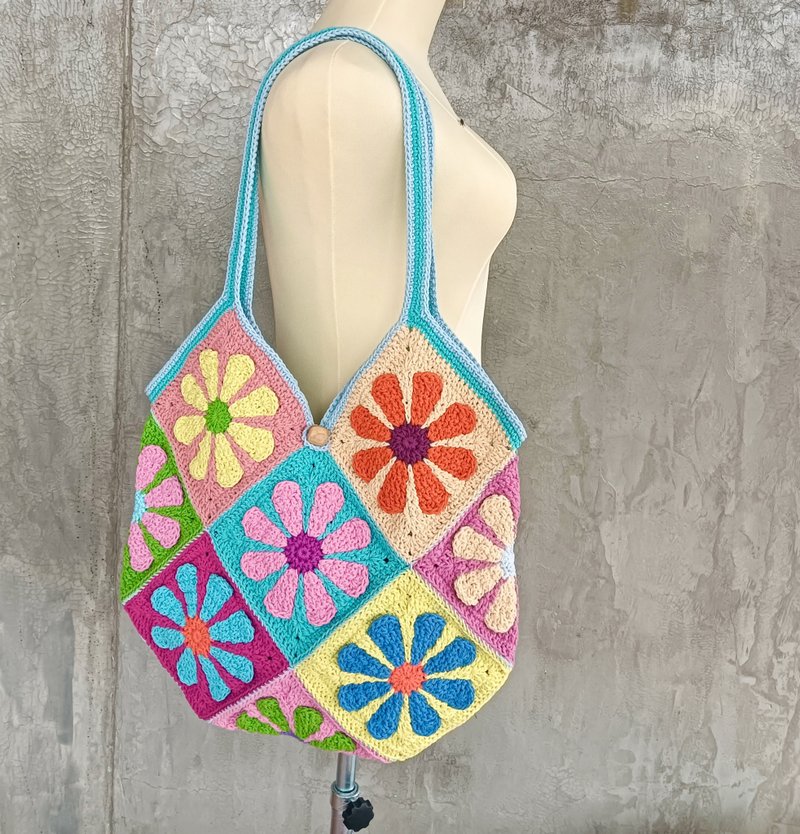 Granny Square flowers woven bag - 手提包/手提袋 - 棉．麻 