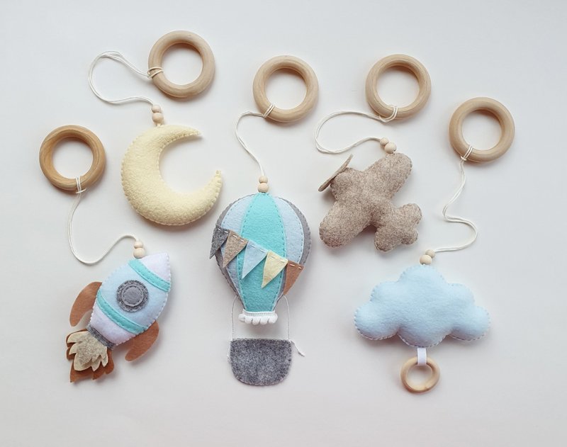 Baby gym toys, space nursery, hanging toys boy, activity gym toys, baby shower - 彌月禮盒 - 環保材質 