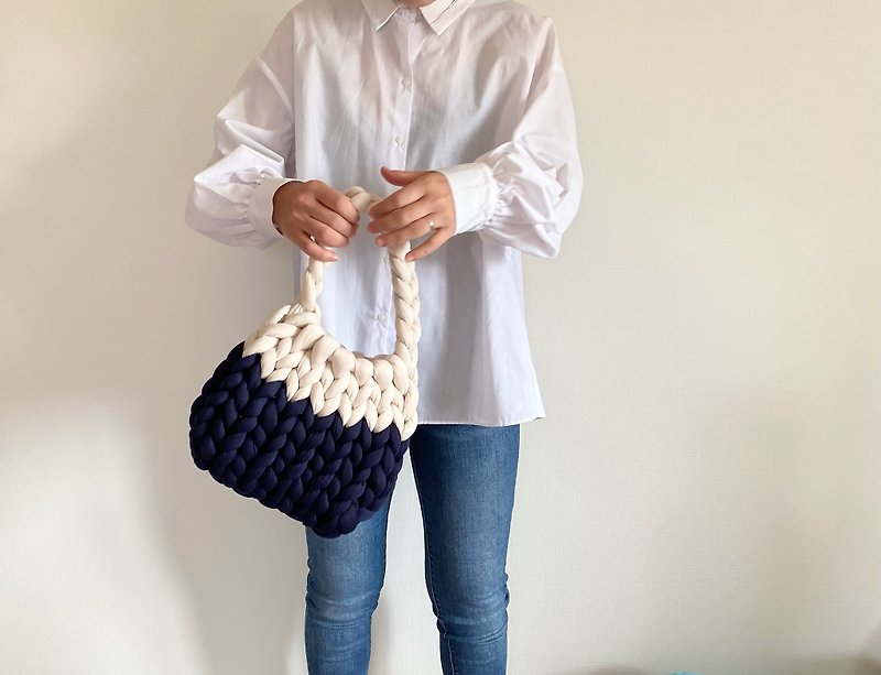 [Ivory x Navy] Chunky knit bag Mando bag handbag - Handbags & Totes - Other Materials White
