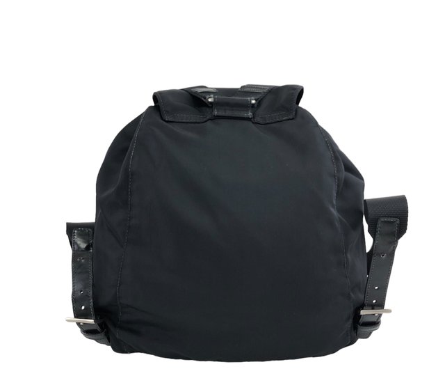 PRADAバックパック org.jpg