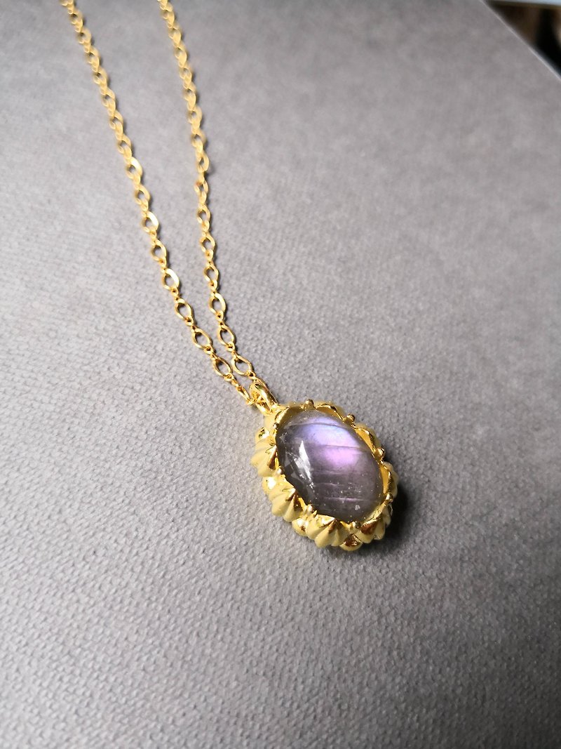 Delia flower sterling silver gold-plated pendant chain - purple labradorite - สร้อยคอ - เงินแท้ สีทอง