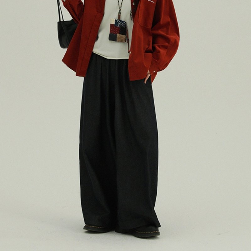 深藍色 寬鬆鬆緊牛仔褲 休閒百搭舒適簡約直筒褲 闊腿寬褲 - 女長褲 - 棉．麻 藍色