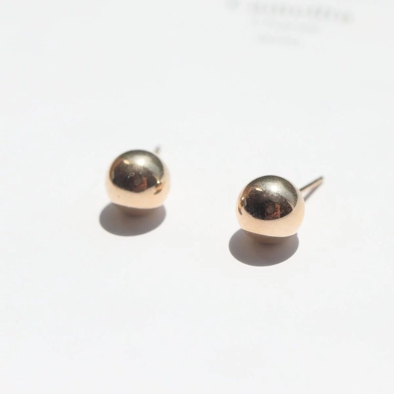 14K Large Gold Ball Earring 金球耳針耳環 (一對) (7mm) - 耳環/耳夾/耳骨夾 - 貴金屬 金色