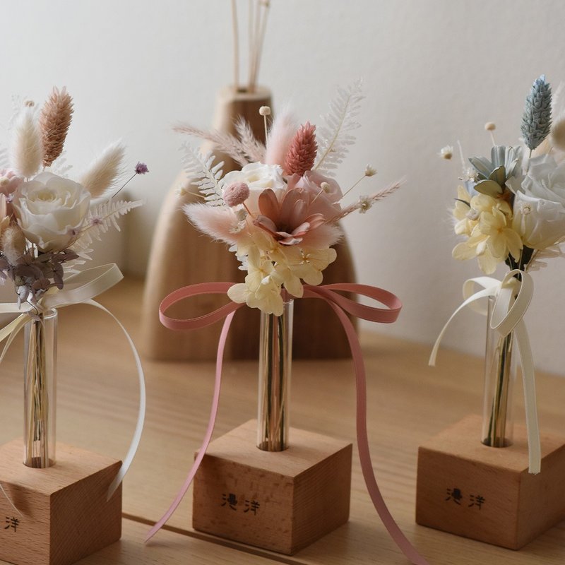 Premium Preserved Rose GlassTube - Elegant Gift & Home Deco - 乾燥花/永生花 - 植物．花 