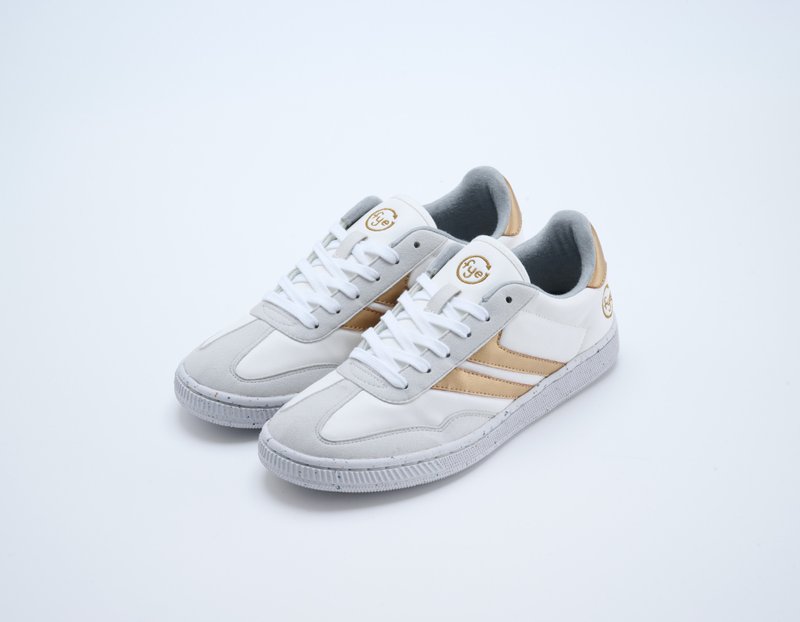 Vegan leather VINNE apple leather series white/gold girls model - Women's Casual Shoes - Eco-Friendly Materials Gold