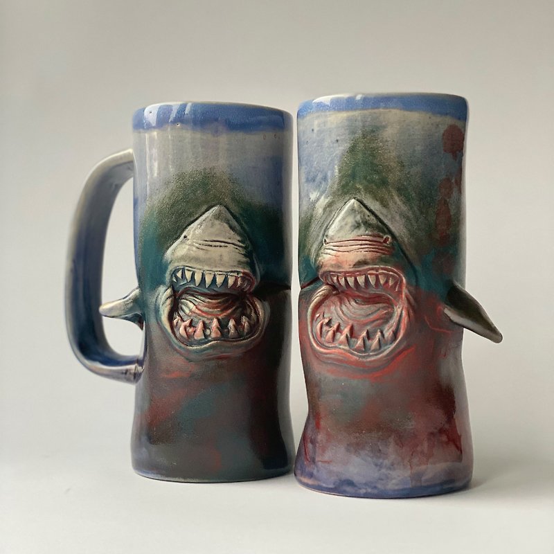 Shark Jaws handmade ceramic mug for tea and beer - 咖啡杯/馬克杯 - 陶 