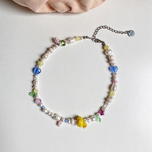 morethanyoursee Mini Duck Beaded Necklace, glass beads , freshwater pearl, beads jewelry