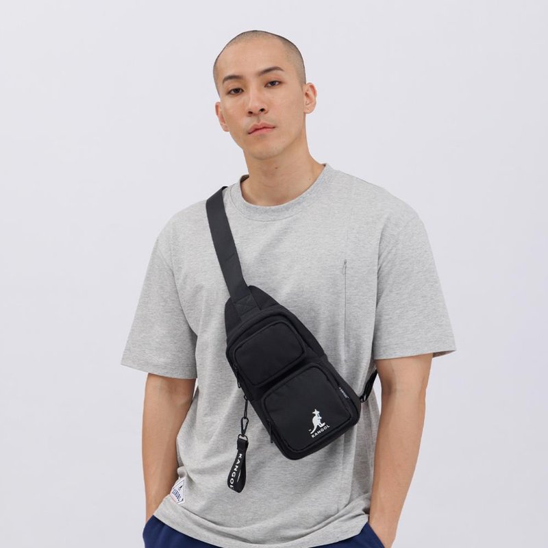 【KANGOL】春夏新品/ 單肩斜挎包 - 黑_6325178020 - 側背包/斜背包 - 聚酯纖維 黑色