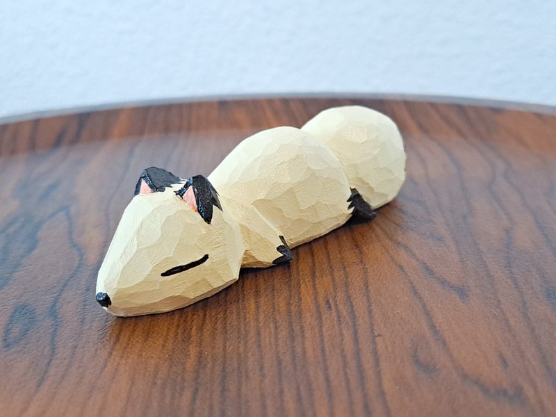 Sleepy White Fox - 玩偶/公仔 - 木頭 