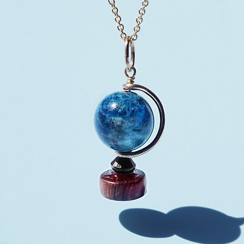 lipattijewelry 極上ラズライトによる地球儀のネックレス Globe Necklace