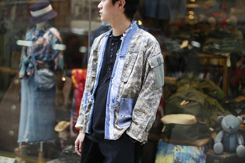 Denim Remade Digital Print Army shirt kimono - เสื้อโค้ทผู้ชาย - ผ้าฝ้าย/ผ้าลินิน สีกากี