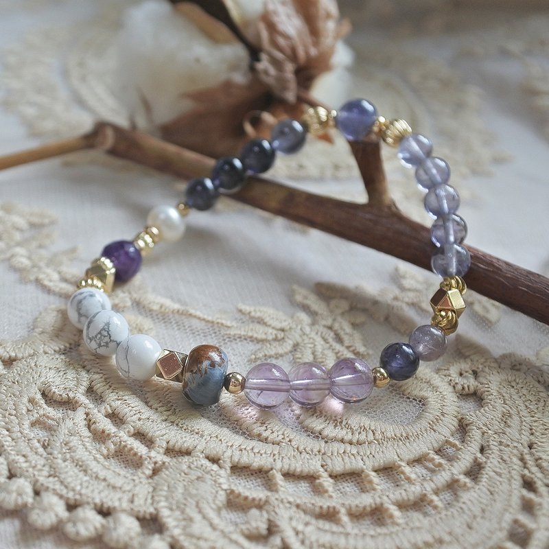 Guide:: Blueberry Purple Sauce:: Violet + White Pine + Amethyst + Peter Stone Bracelet:: Graduation Gift - Bracelets - Crystal Blue