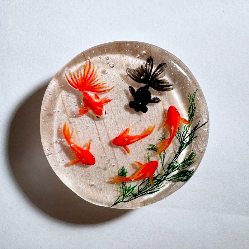 受注制作　金魚　スマホグリップ　3段階調節　ポップソケット　スタンド - スマホスタンド・イヤホンジャック - レジン 