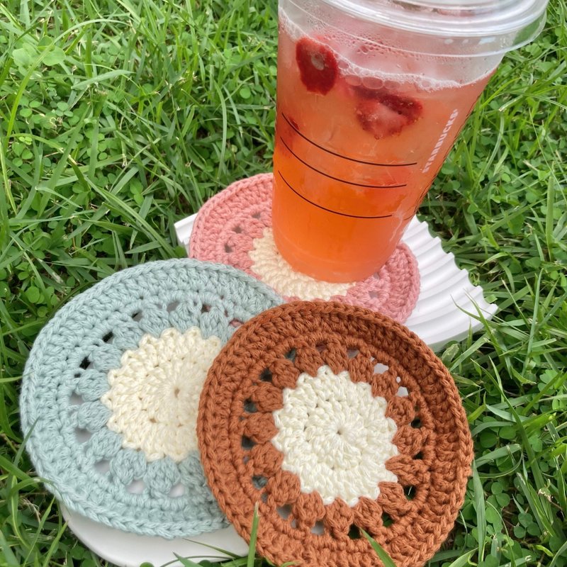 Round crocheted coaster - ที่รองแก้ว - ผ้าฝ้าย/ผ้าลินิน 