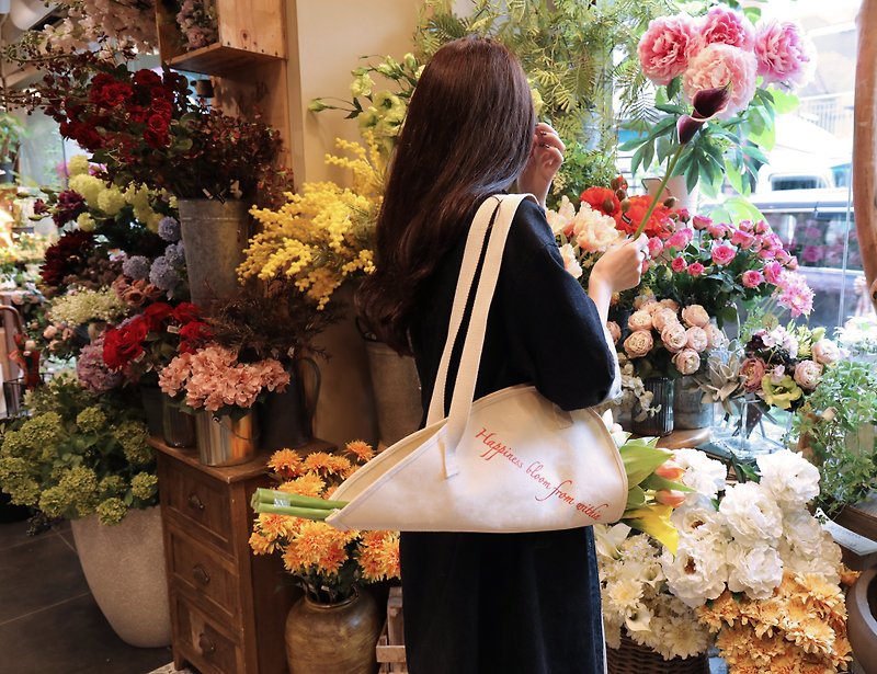 Flower carrying bag - Handbags & Totes - Cotton & Hemp 