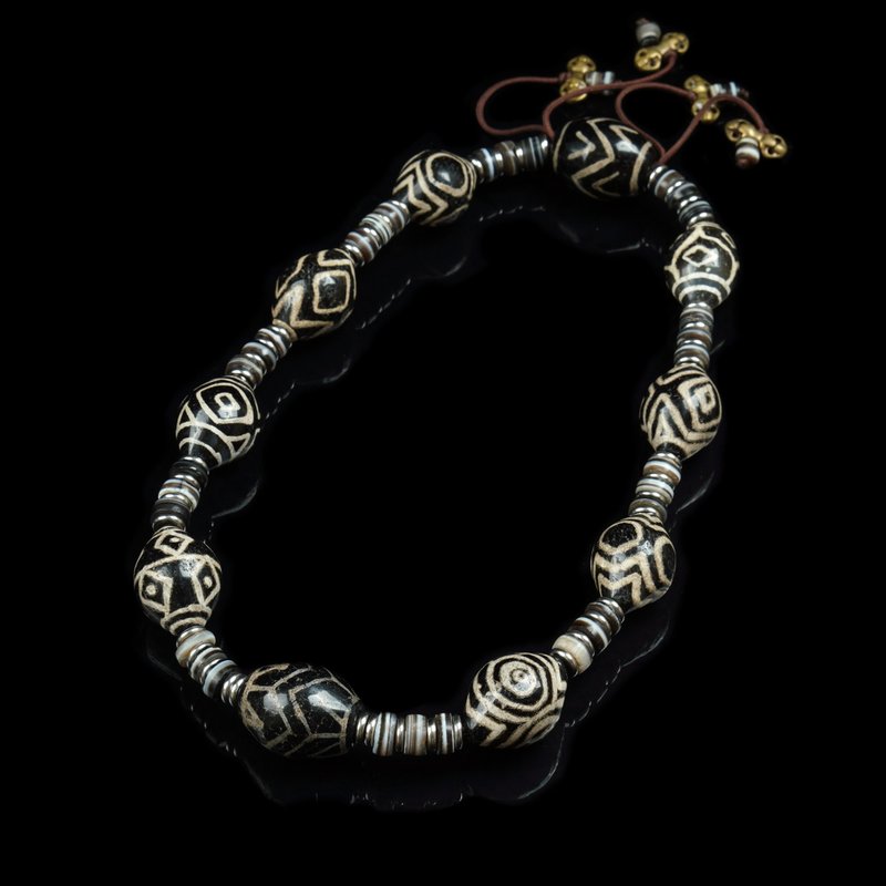 西アジア瑪瑙のアンティークビーズネックレス（長さ51cm） - ロングネックレス - その他の素材 