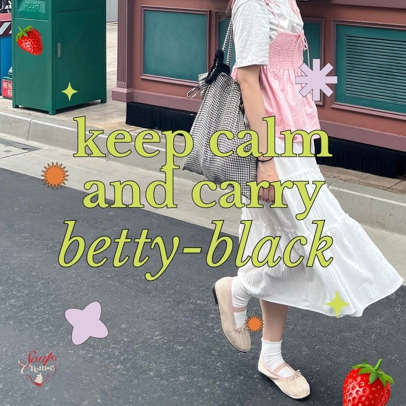 Amy's Totebag - Bettyblack (พร้อมส่ง) - กระเป๋าหูรูด - ผ้าฝ้าย/ผ้าลินิน สีดำ