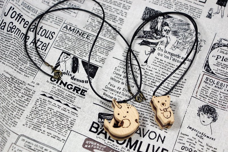 Wooden wooden logs handmade biscuit animal necklace - Necklaces - Wood 
