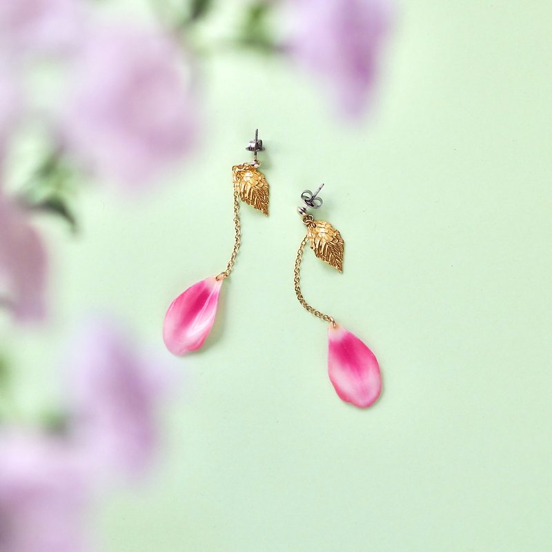 チューリップの花びら(リーフ) ピアス / イヤリング - 耳環/耳夾 - 棉．麻 粉紅色