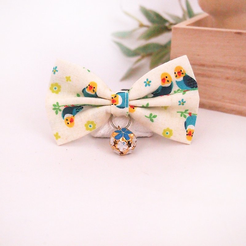 Q version of parrot bowknot pet decoration collar cat small dog - Collars & Leashes - Cotton & Hemp White