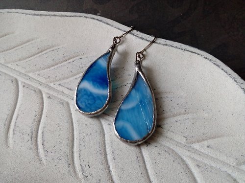 Glass At Home Blue glass earrings. stained glass tiffany leaf. sky-blue mosaic earrings.