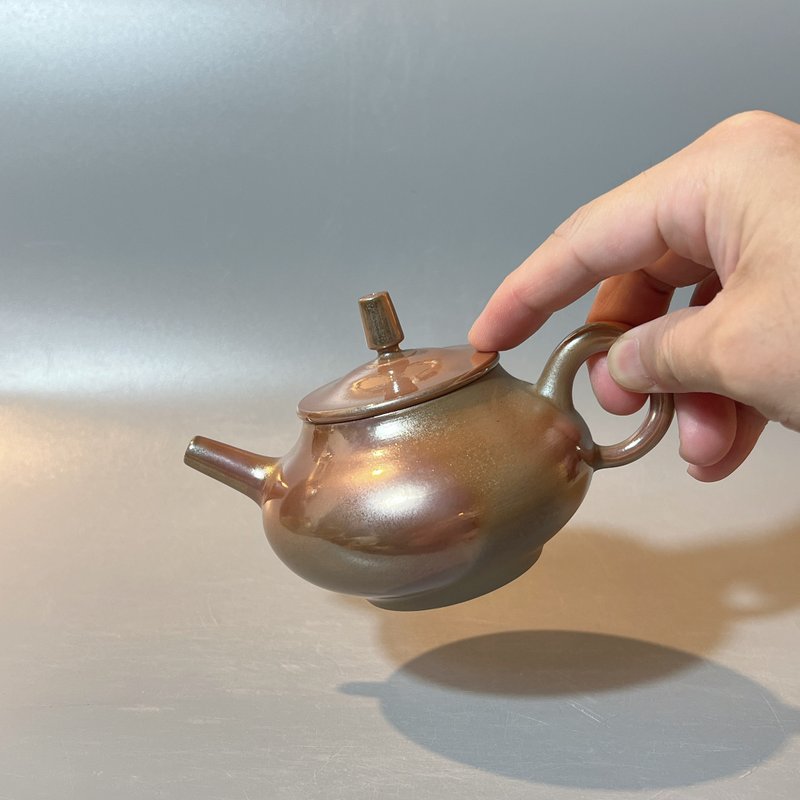 柴燒紫紅金彩茶壺 / 古典茶壺 / 小平凡手作 - 茶壺/茶杯/茶具 - 陶 