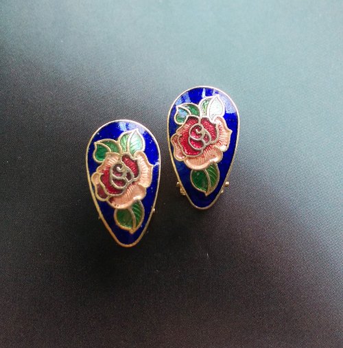 老時光角落 Vintage Jewelry 西洋古董飾品 小巧 景泰藍 紅玫瑰 針式耳環