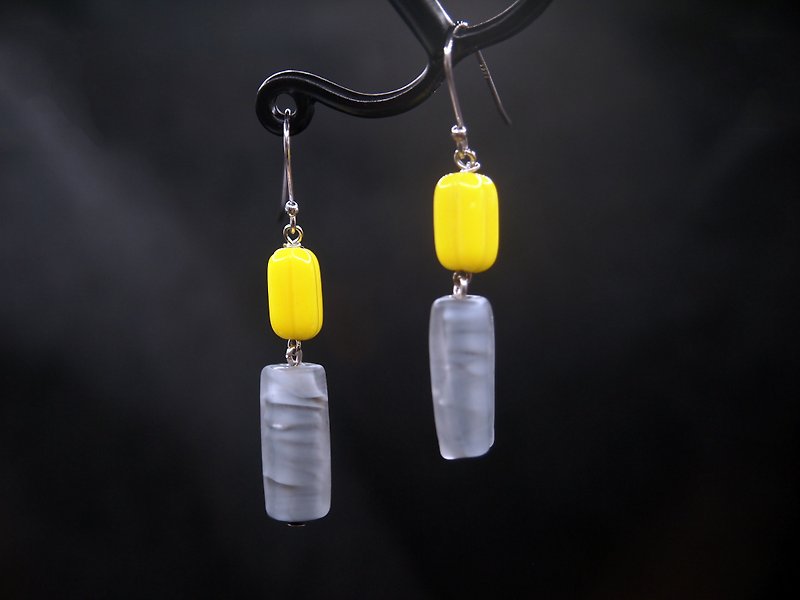 #GE0204 Murano Glass Beads Earring - Earrings & Clip-ons - Glass Gray