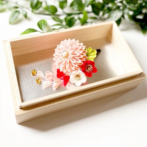 オクラサラダ様ご注文　七五三　つまみかんざし オクラサラダ様ご注文 七五三 つまみかんざし