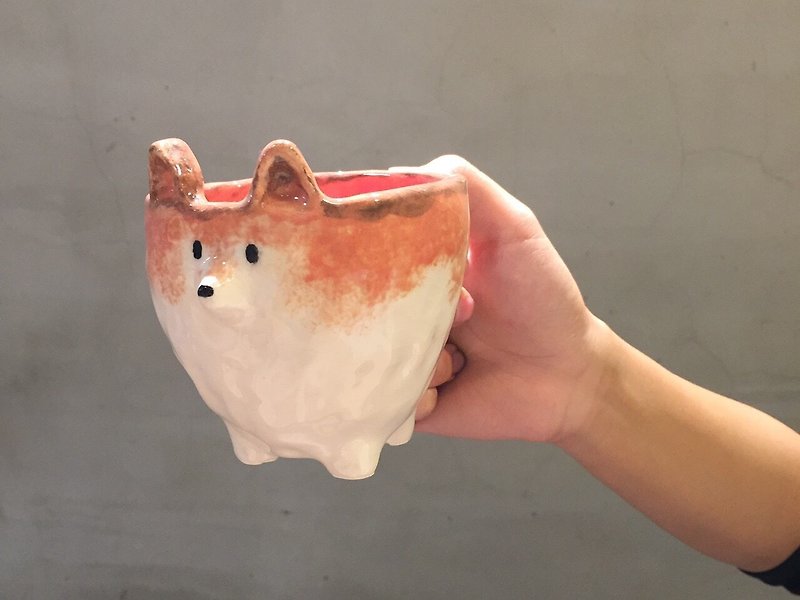 Pottery class modeling mugs - good things hand made pottery classroom - Pottery & Glasswork - Pottery 