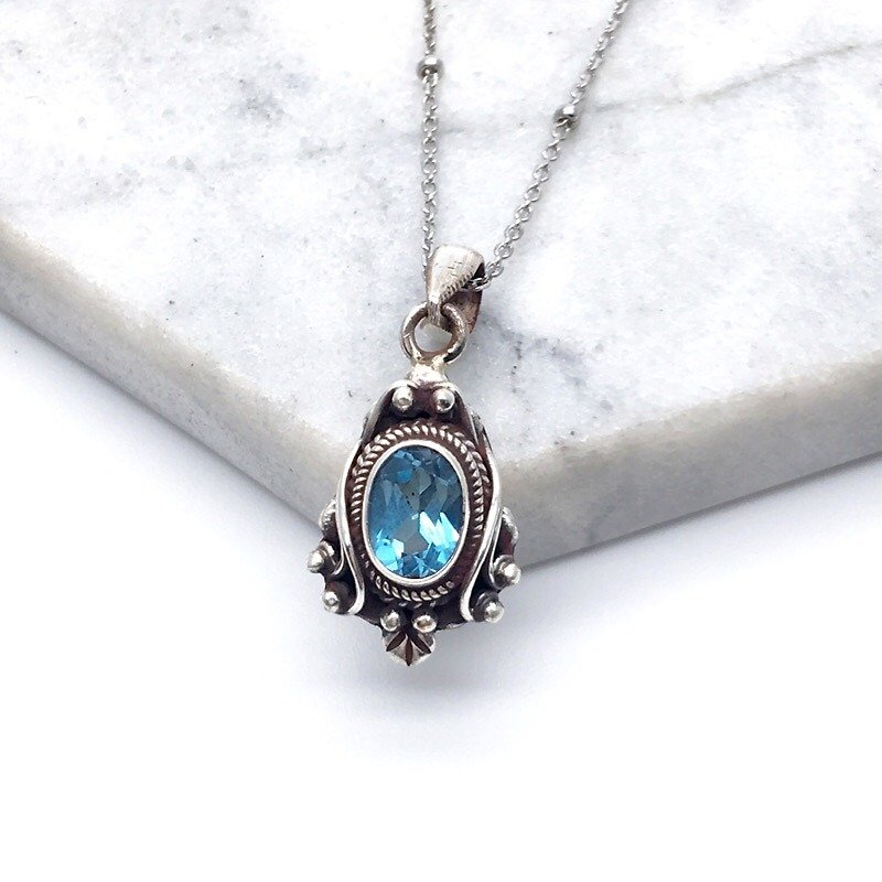藍托帕石925純銀魔鏡風格項鍊 尼泊爾手工鑲嵌製作 - 項鍊 - 寶石 藍色
