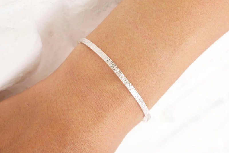 Simple sterling silver bangle - Bracelets - Other Metals Silver
