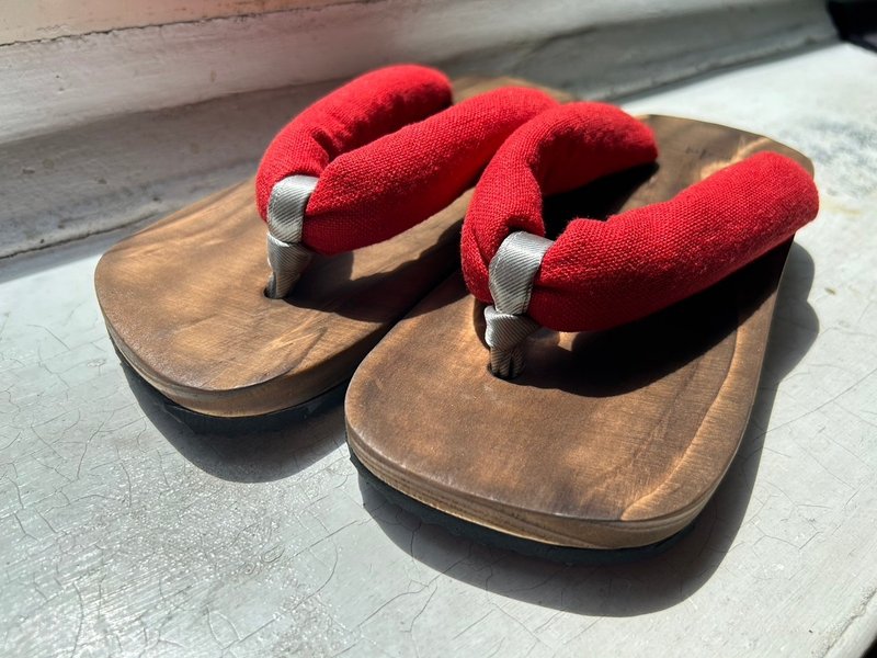 Summer red clogs (Silver) - รองเท้าแตะ - ผ้าฝ้าย/ผ้าลินิน สีแดง