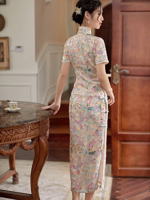 豪華⭐️チャイナドレス ベルベット ドラゴン スパンコール刺繍 豪華⭐️チャイナドレス ベルベット ドラゴン スパンコール刺繍