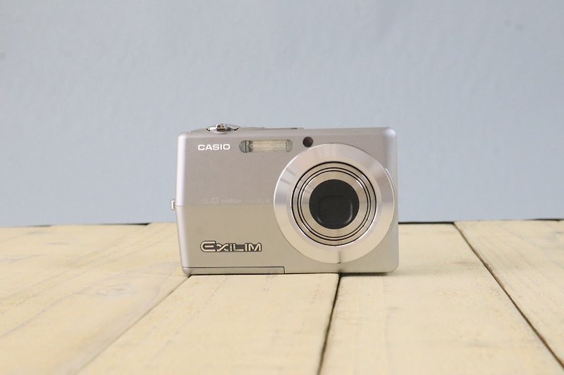 [Working Product] CASIO EXILM EX-Z500 Compact Digital Camera S/N 1000526A - กล้อง - โลหะ สีเงิน