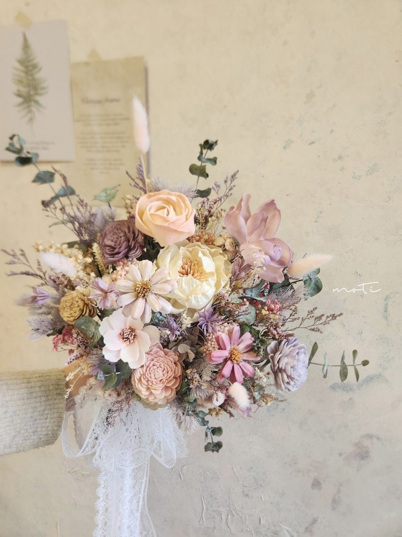 Natural dried flower bouquet in purple and pink color - ช่อดอกไม้แห้ง - พืช/ดอกไม้ สีม่วง