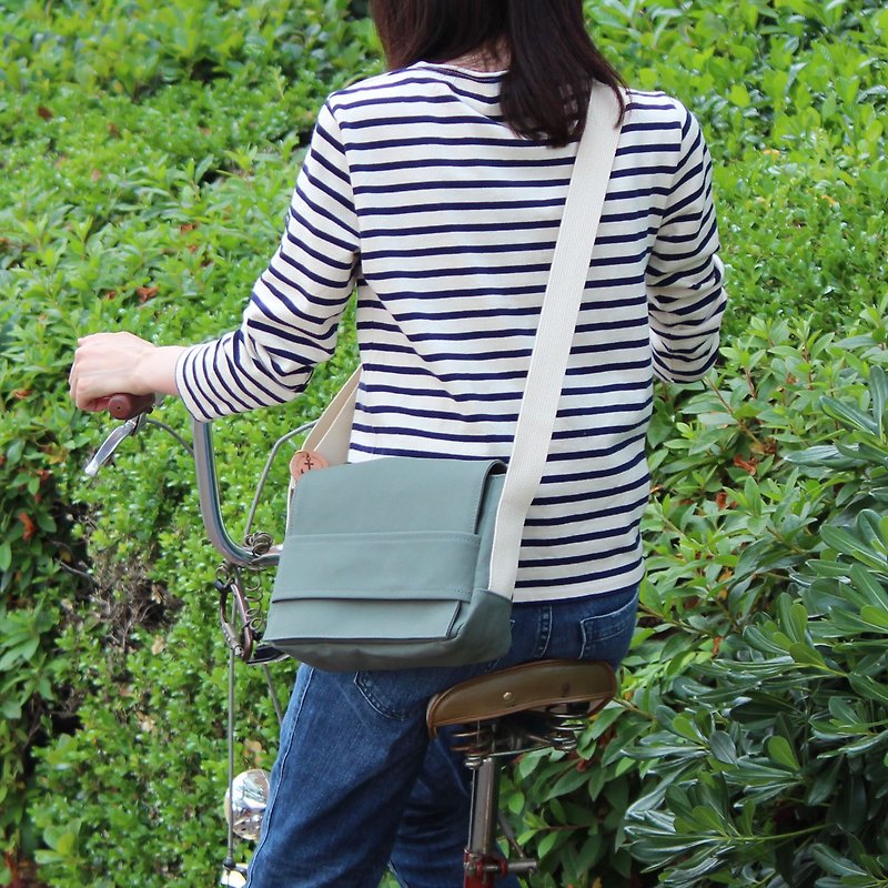 dally-s: Wasabi Takashima canvas shoulder bag - กระเป๋าแมสเซนเจอร์ - ผ้าฝ้าย/ผ้าลินิน สีเขียว
