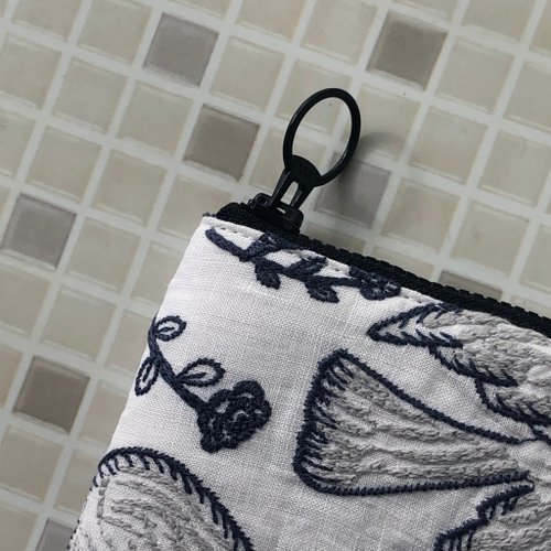 tori bag - minä perhonen