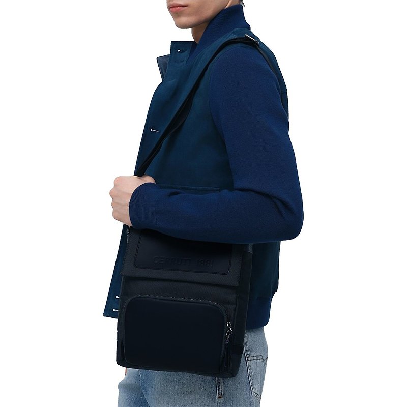 Cerruti 1881 Italy's top side bag shoulder bag new counter display ...