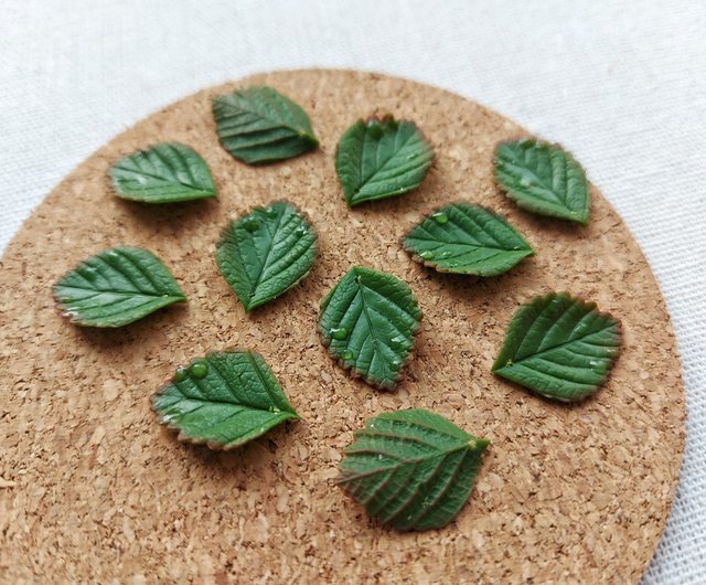 Blueberry leaves Beads Polymer clay. Green leaf beads. - Inspire