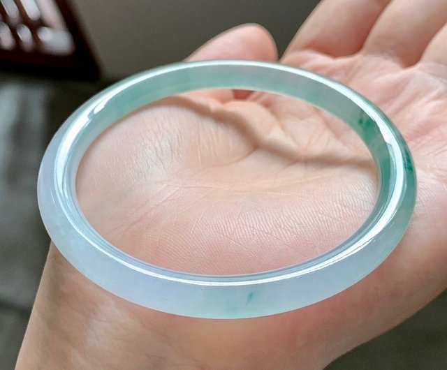 氷型天然翡翠ミャンマー産翡翠ブレスレット・花が浮かぶ氷型翡翠