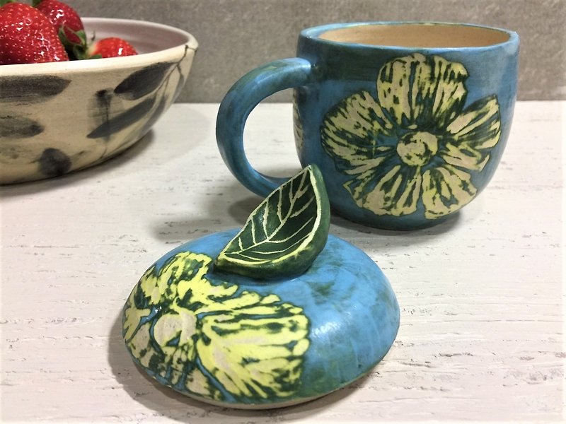 Pop Style Poppy Flower Series - Coffee Cup with lid _ Pottery Mug - แก้วมัค/แก้วกาแฟ - ดินเผา สีน้ำเงิน